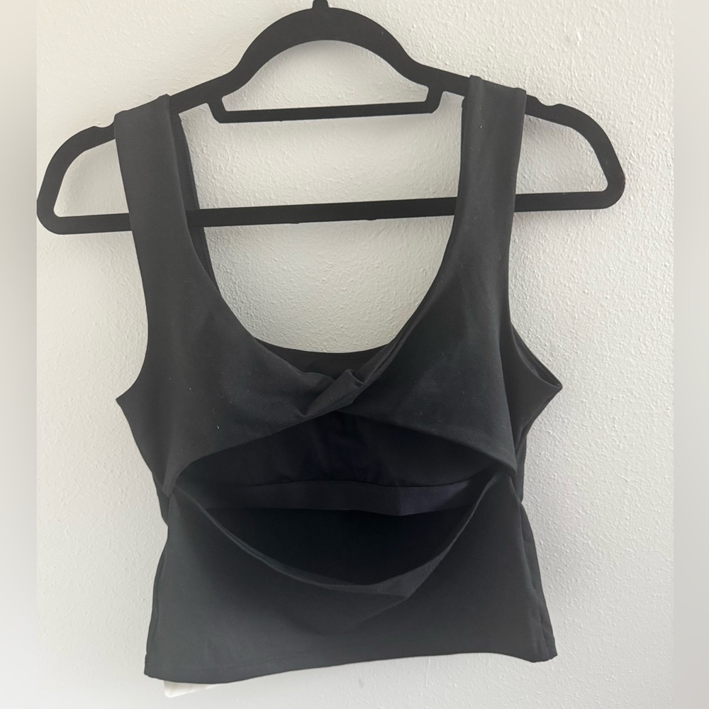 Fabletics Tank - Picture 2 of 5